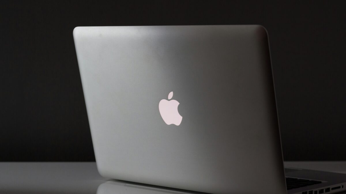 Apple BusinessのMDMでは足りなかった——Mac環境でJumpCloudを検討して確認した7つのこと