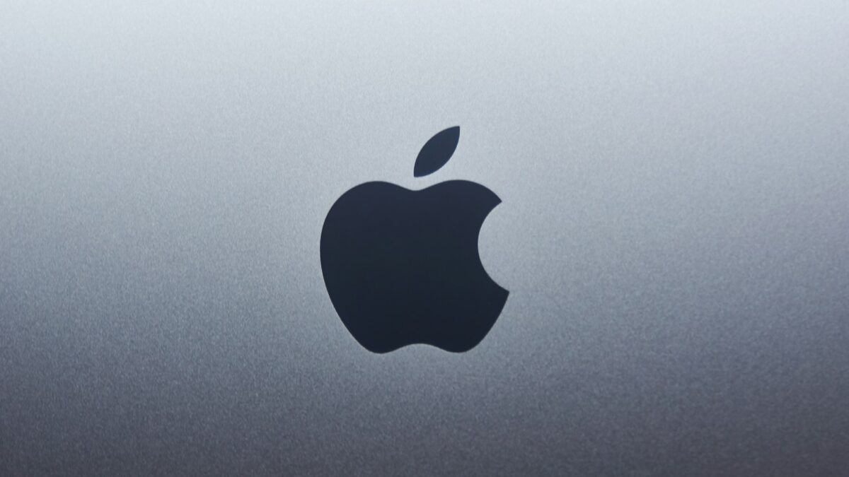 ABM のドメインキャプチャで社員の Apple ID が変わり、Mac が初期化できなくなった話【実録】