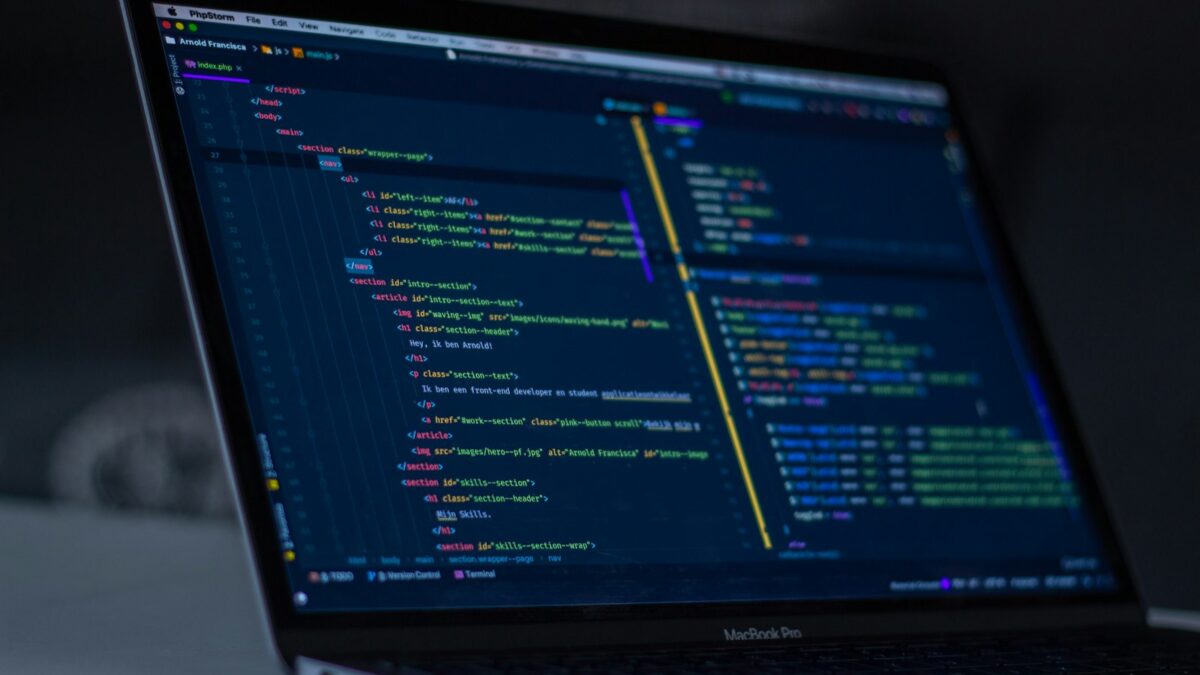 GitHub の Org 統合で repository secret は引き継がれた——IPO 準備企業の Org 一本化【実録】